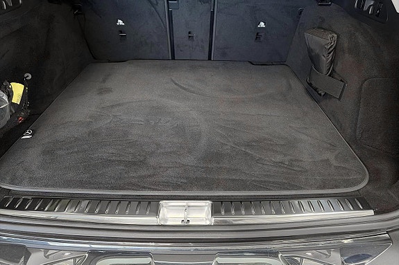 Mercedes-Benz E220 d 25 of 27