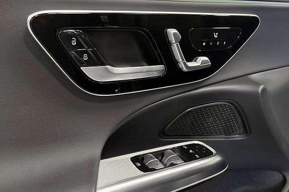 Mercedes-Benz E220 d 23 of 27