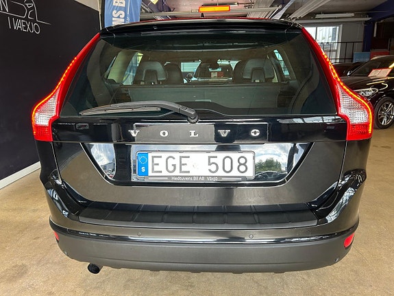 Volvo XC60 4 of 24