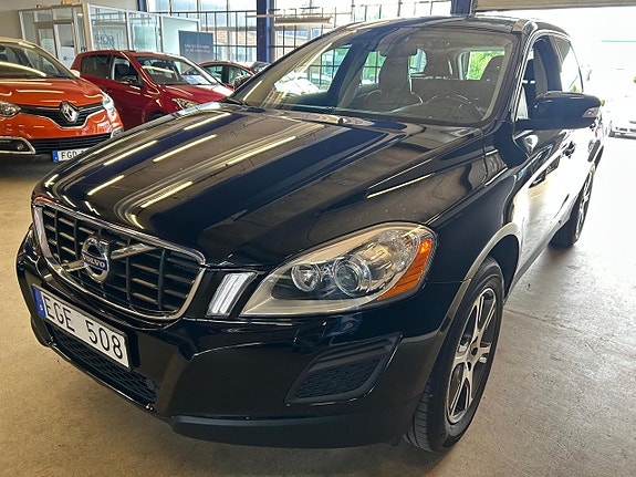 Volvo XC60 6 of 24
