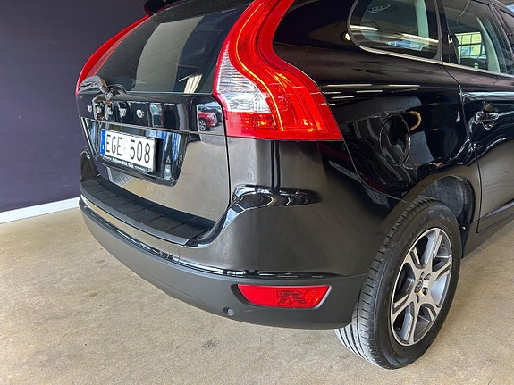 Volvo XC60 5 of 24