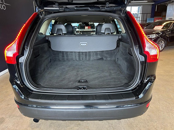 Volvo XC60 24 of 24