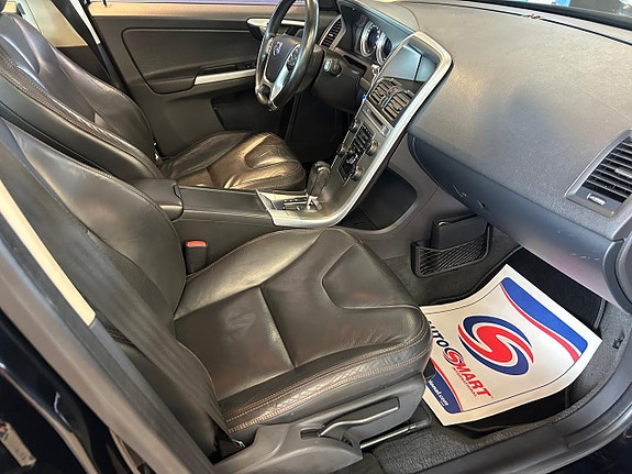 Volvo XC60 12 of 24