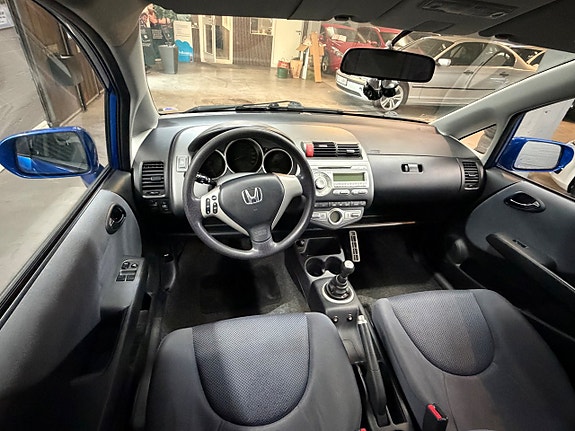 Honda Jazz 8 of 15