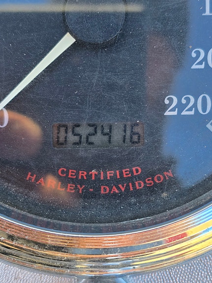 Harley-Davidson Heritage Softail Classic 4 of 4