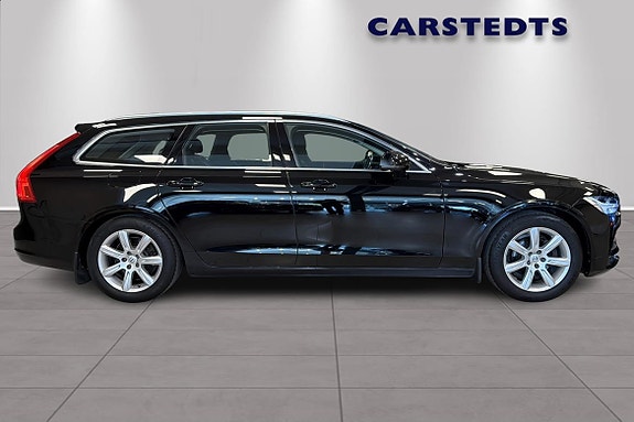 Volvo V90 2 of 5