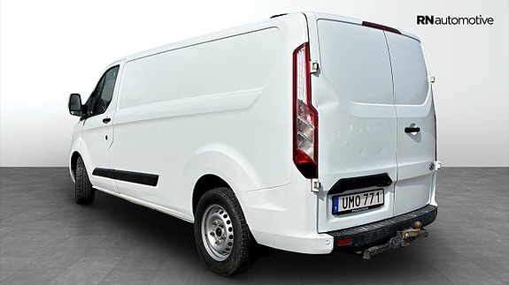 Ford Transit 3 of 5