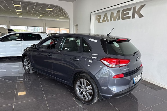 Hyundai i30 3 of 5