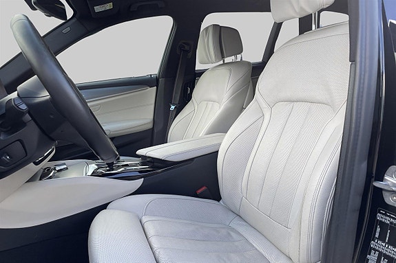BMW 530d 9 of 16