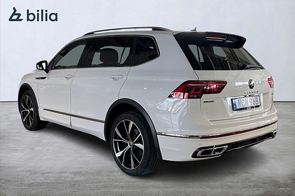 Volkswagen Tiguan Allspace 2 of 5