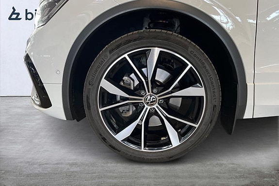 Volkswagen Tiguan Allspace 4 of 5