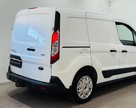 Ford Transit Connect 19 of 20