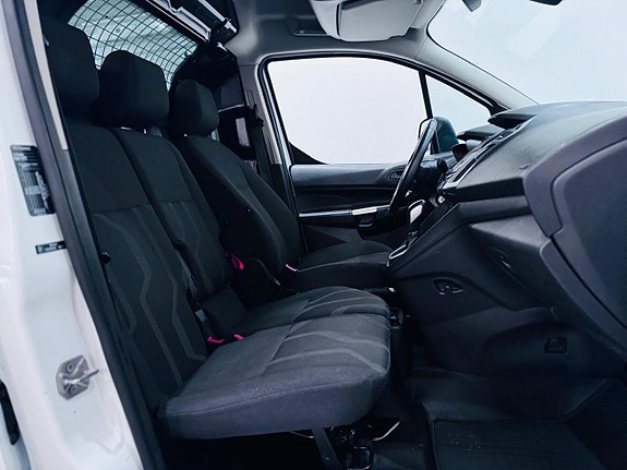 Ford Transit Connect 7 of 20