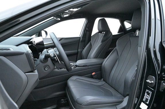 Lexus NX450h+ 10 of 27