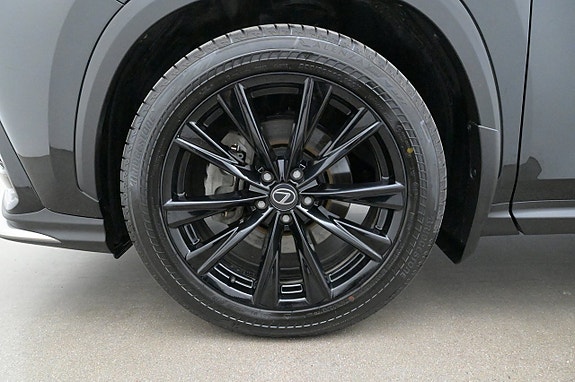 Lexus NX450h+ 27 of 27