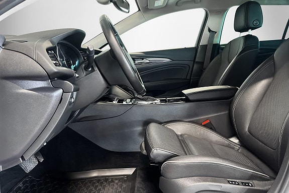 Opel Insignia 4 of 5
