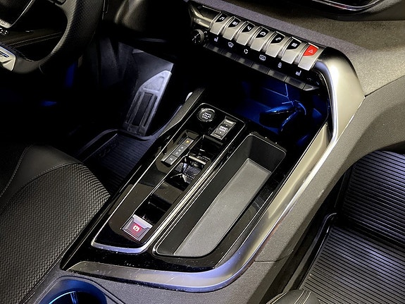 Peugeot 5008 11 of 16