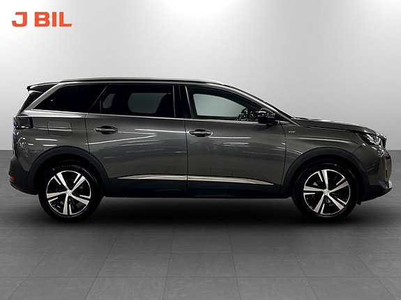 Peugeot 5008 14 of 16