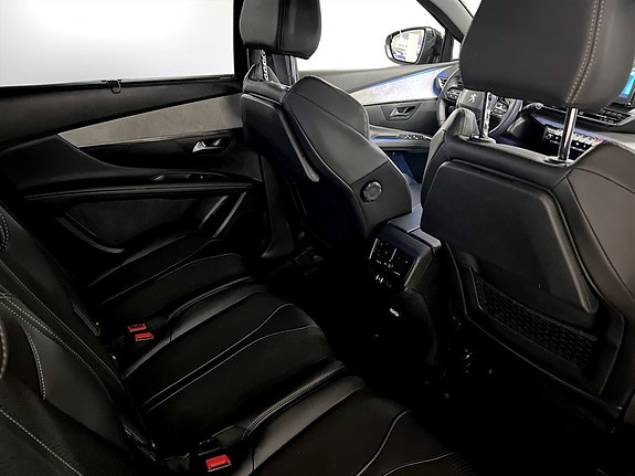 Peugeot 5008 13 of 16