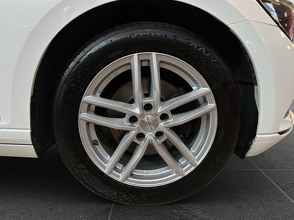 Volkswagen Passat 5 of 5