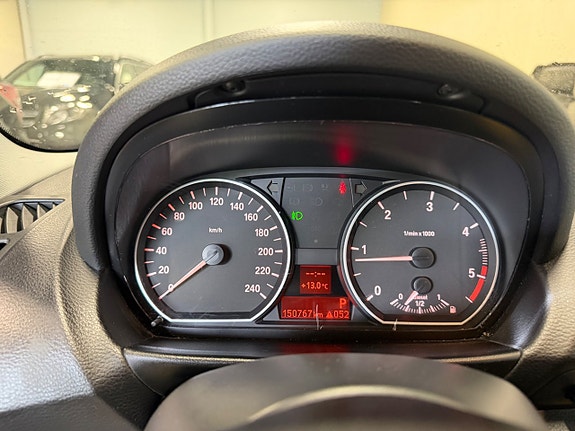 BMW 118d 17 of 19