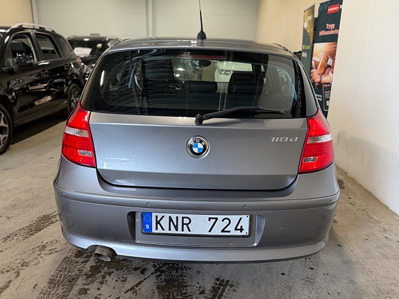 BMW 118d 7 of 19
