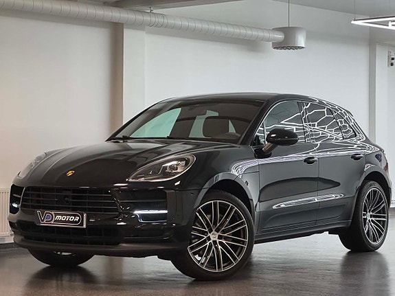 Porsche Macan S 9 of 22