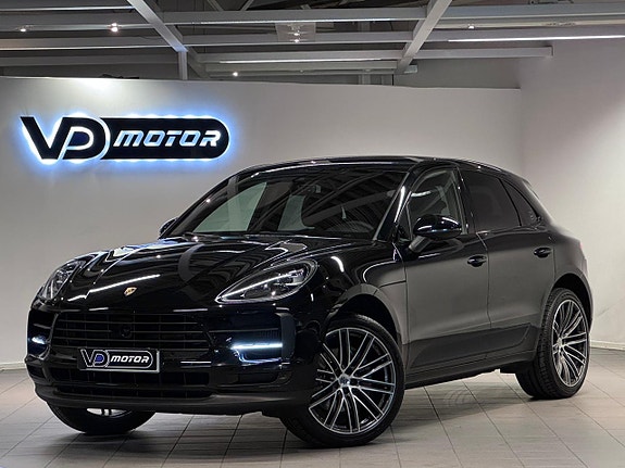 Porsche Macan S 4 of 5