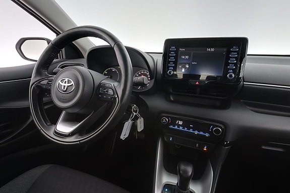 Toyota Yaris 13 of 28