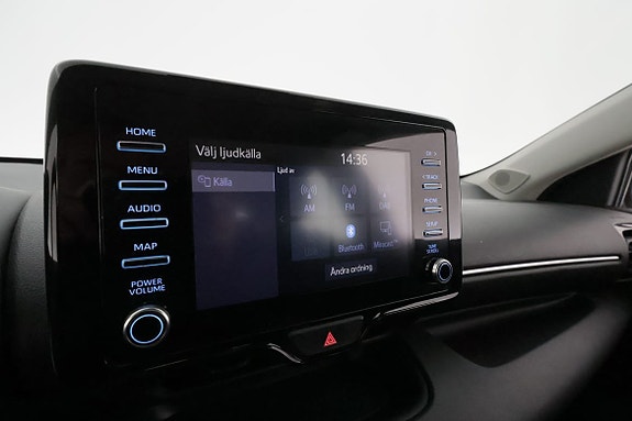 Toyota Yaris 23 of 28