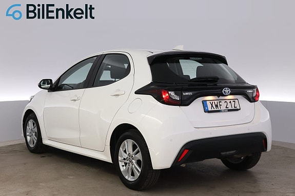 Toyota Yaris 6 of 28