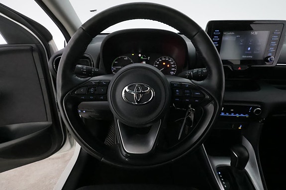 Toyota Yaris 14 of 28