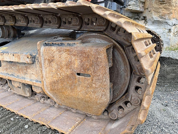 Hitachi ZX 350LC-7 9 of 21