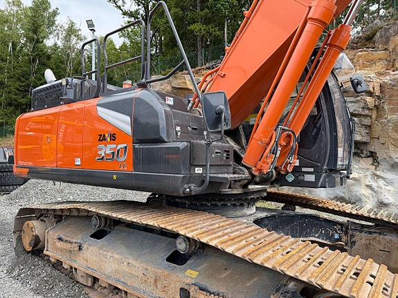 Hitachi ZX 350LC-7 4 of 21