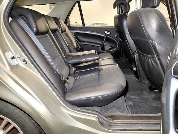Saab 9-5 16 of 27