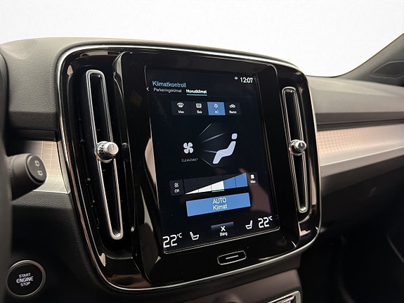 Volvo XC40 23 of 30