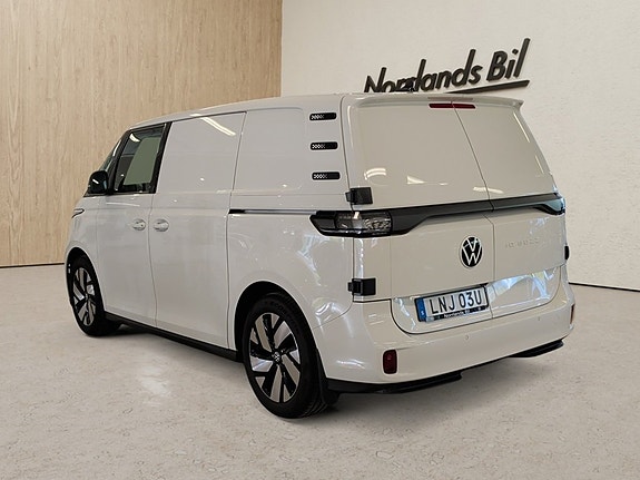 Volkswagen ID. Buzz 3 of 5