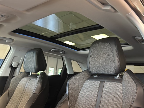 Peugeot 3008 14 of 16