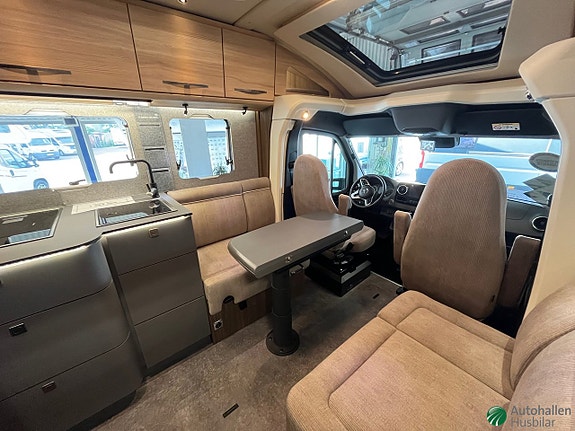 Eura Mobil Profila T 726 QF MB 3 of 13