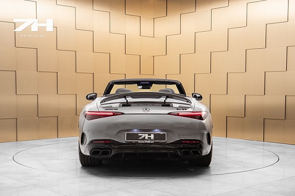 Mercedes-Benz SL63 4 of 5
