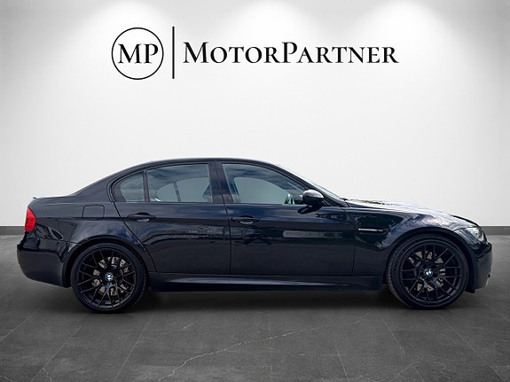 BMW M3 8 of 15