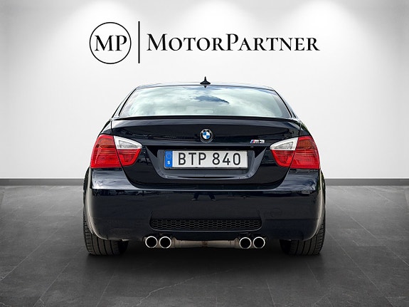 BMW M3 6 of 15