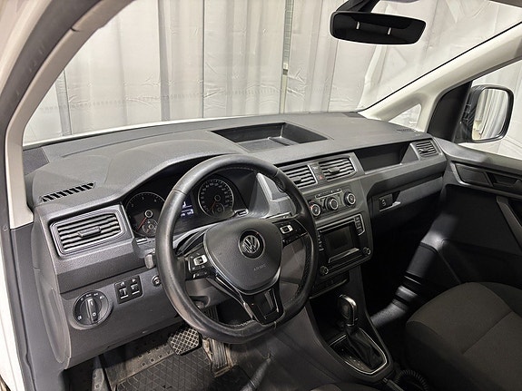 Volkswagen Caddy 14 of 26