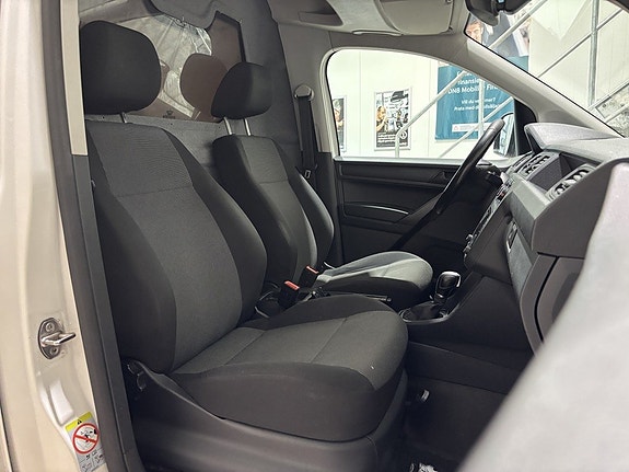 Volkswagen Caddy 13 of 26