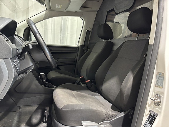 Volkswagen Caddy 12 of 26