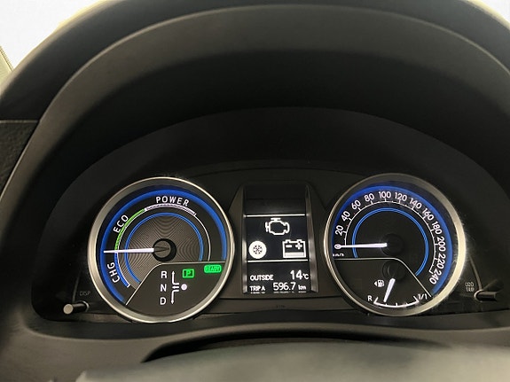 Toyota Auris 16 of 27
