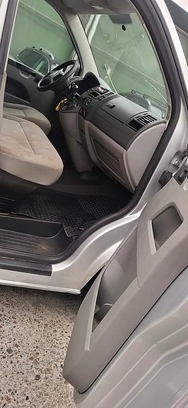 Volkswagen Transporter 10 of 14