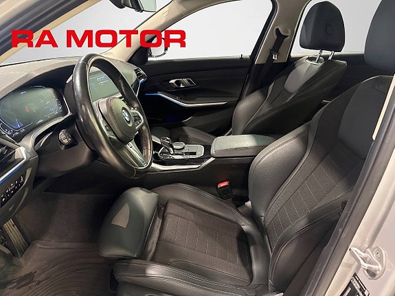 BMW 330e 9 of 27