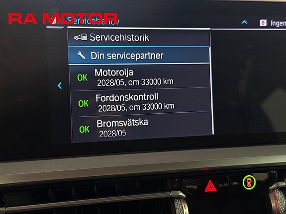 BMW 330e 25 of 27