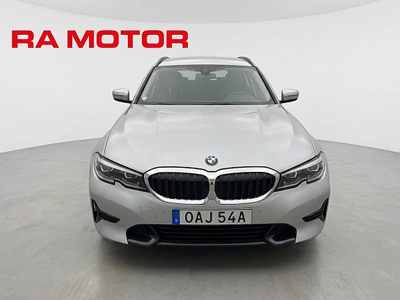 BMW 330e 6 of 27